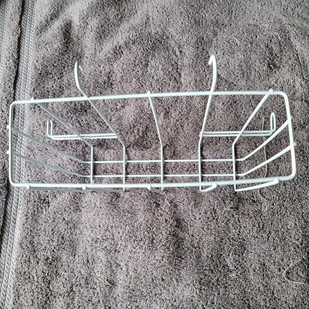 White Wire Hanging Basket *9" L x 3" W x 9" H